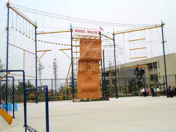 室内修建攀岩墙需要注意什么呢? 室内修建攀岩墙需要注意什么呢?